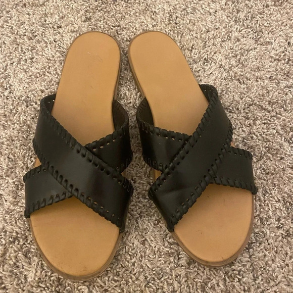 Black sandals - Picture 1 of 3